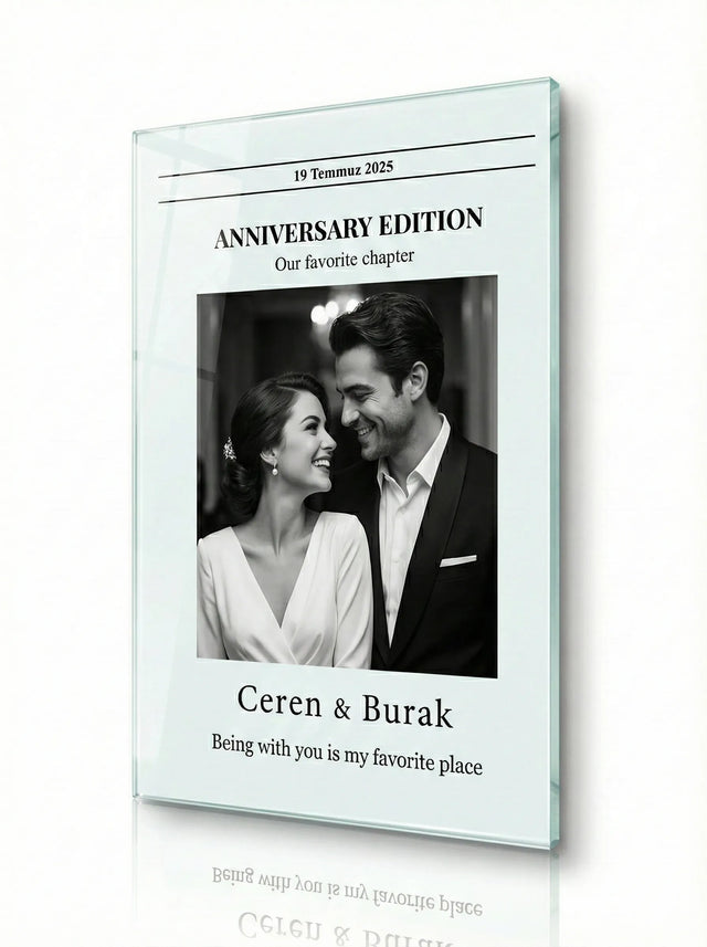 Kişiye Özel Cam Tablo – Anniversary Edition | Fotoğraflı, İsimli & Tarihli Özel Tasarım
