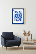 Doğal Ahşap Çerçeveli Retro Pop Art Tablo - Mavi Kalp Desenli Kadın Portresi | huhu2396