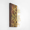 Do More Happy Ahşap Metal Duvar Panosu - Altın