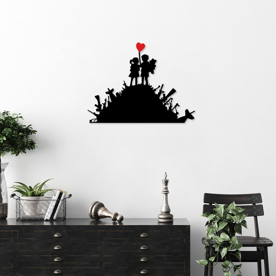 Banksy Cocuklar Kalp Metal Duvar Panosu - Siyah