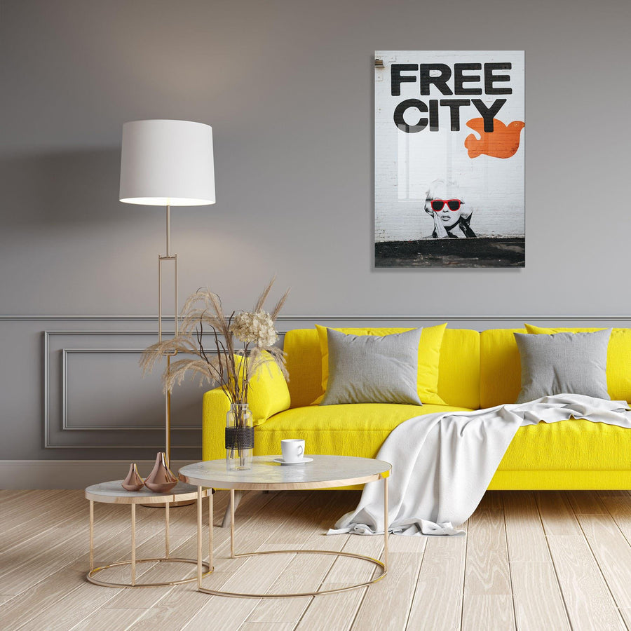 Free City Yazili Graffiti Cam Tablo - Beyaz