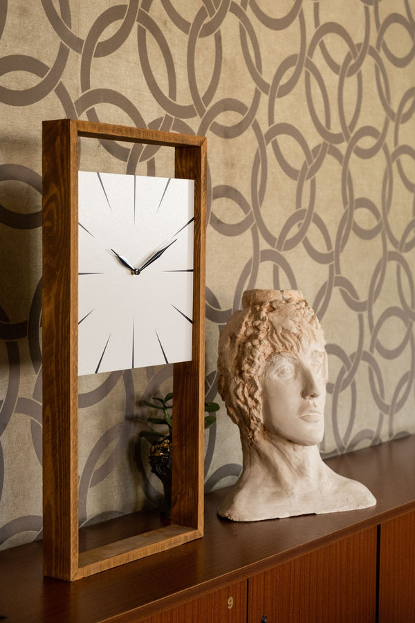 Modern Ahşap Çerçeveli Duvar Saati - Minimalist Tasarım | HUHU162