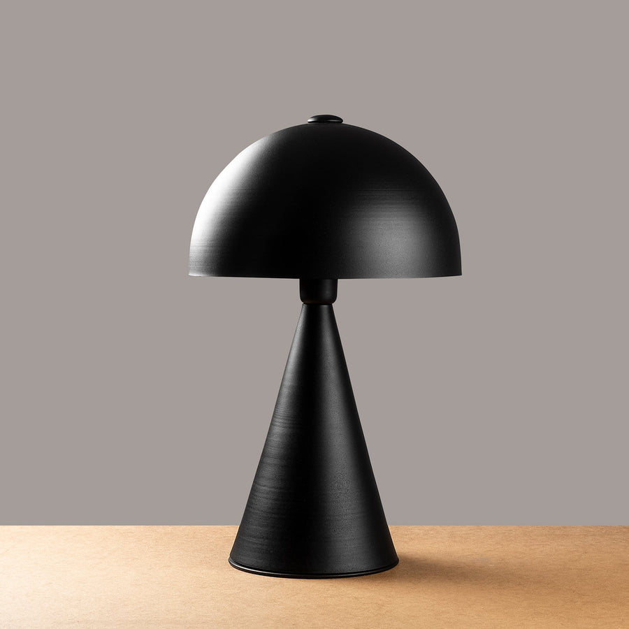 Dome Başlık Modern Metal Masa Lambası - Siyah
