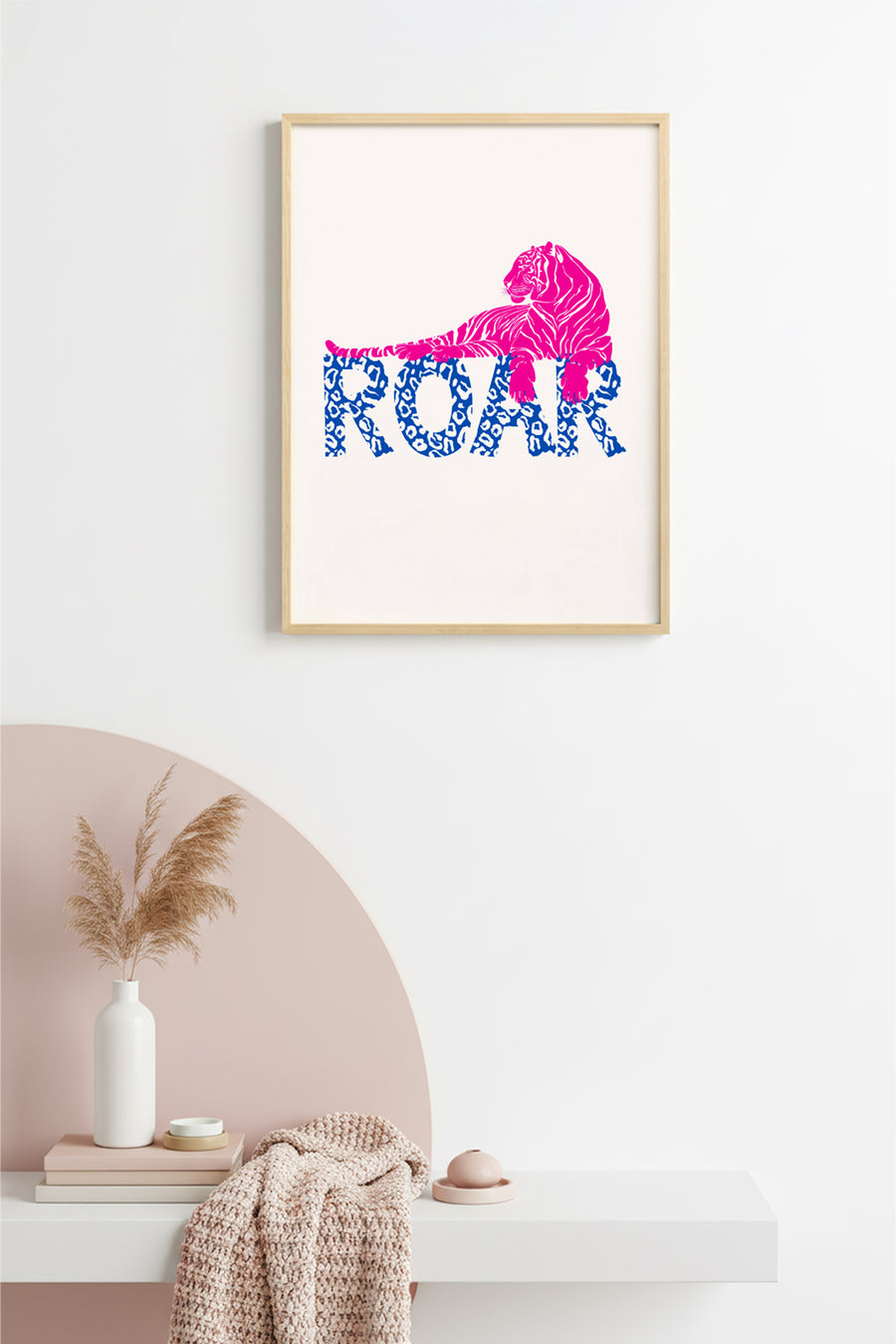 Doğal Ahşap Çerçeveli Retro Kaplan Tablo - Pembe ve Mavi Roar Deseni | huhu2239