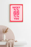 Doğal Ahşap Çerçeveli Retro Pop Art Tablo - Lucky You Kadın İllüstrasyonu | huhu2681