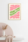 Doğal Ahşap Çerçeveli Retro Tablo - Yeşil Pembe Büyüme Mesajlı Poster | huhu2810