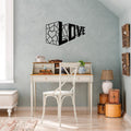 Love Yazili Polygon Metal Duvar Panosu - Siyah