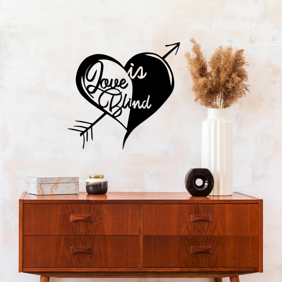 Love is Blind Metal Duvar Panosu - Siyah