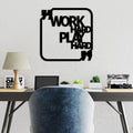 Work Hard Play Hard Cerceveli Metal Duvar Panosu - Siyah