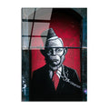 Takim Elbiseli Maymun Grafiti Cam Tablo - Kirmizi