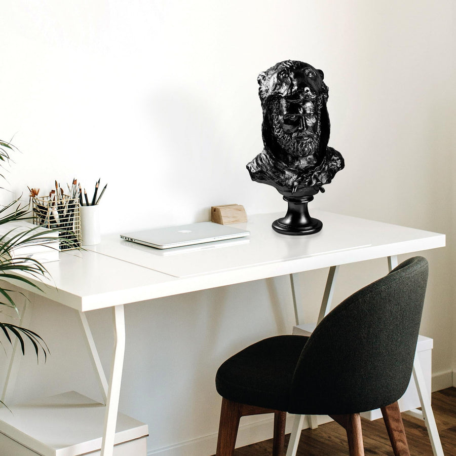 Herakles Aslan Baslikli Polyester Bust - Siyah